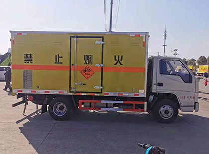 太康爆破器材运输车技术升级与安全合规新趋势
